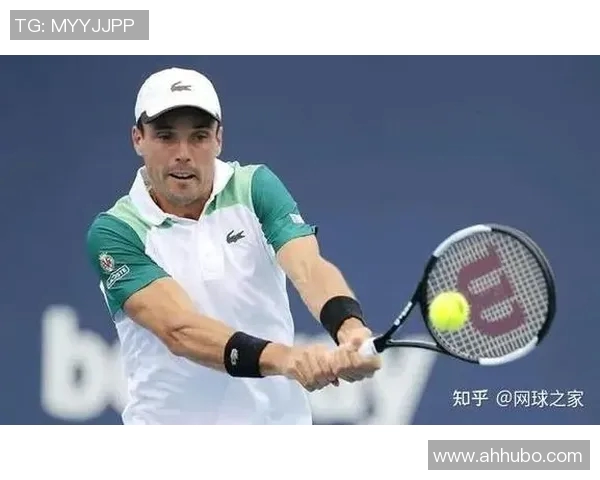 德约科维奇与维塞利激战回顾网球赛场上的精彩对决与战术分析