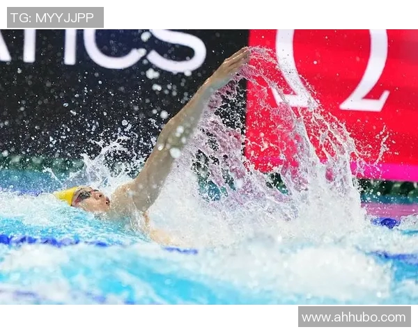 仰泳基本技巧详解及优化训练方法提升游泳效果