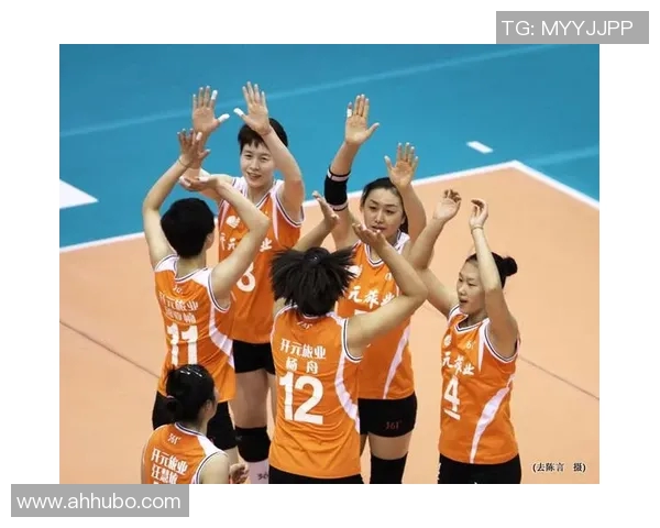 深度对话：李静如何在网球世界中追寻梦想与成长的故事