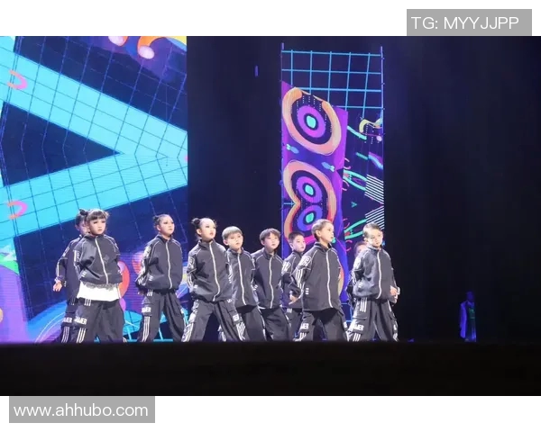 街舞新手必看：从零基础到舞台魅力的全面入门指南